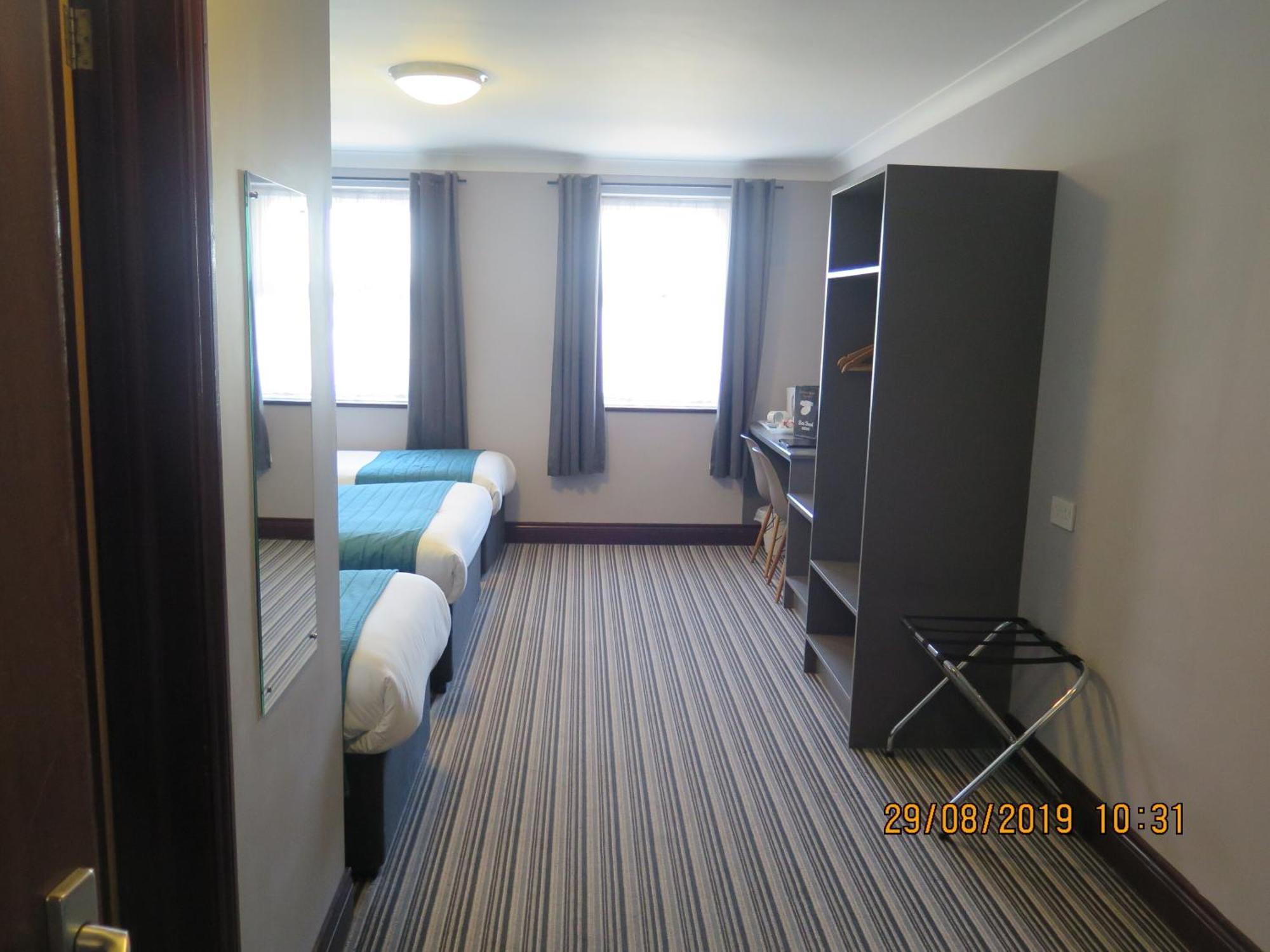 Oyster Fleet Hotel Canvey Island Exteriör bild